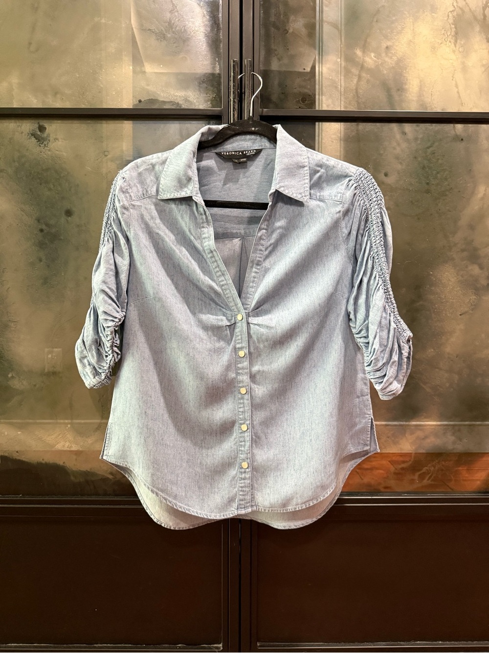 Veronica Beard Light Blue Chambray Button-Front Shirt NWOT